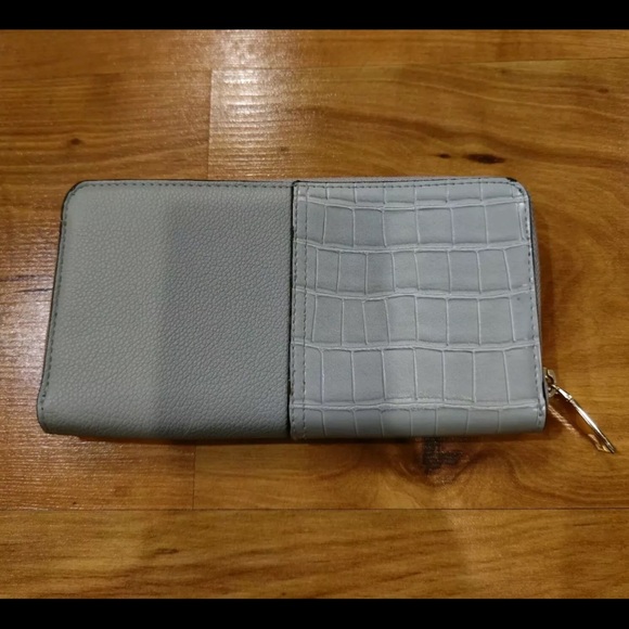 Y2K vintage retro Victoria’s Secret Crocodile Mint Green Wallet - Picture 9 of 10